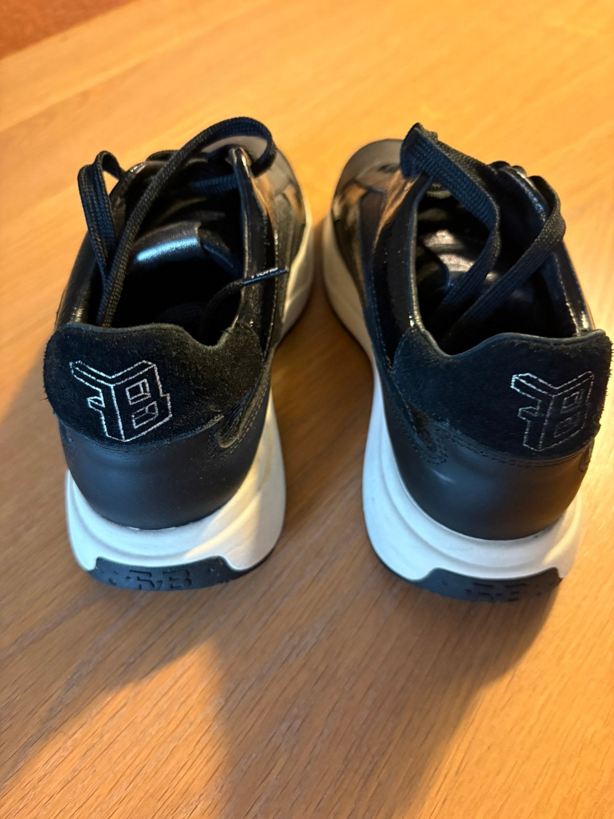 Floris van bommel schoenen, Zwart, Ophalen of Verzenden, Sneakers of Gympen, Zo goed als nieuw