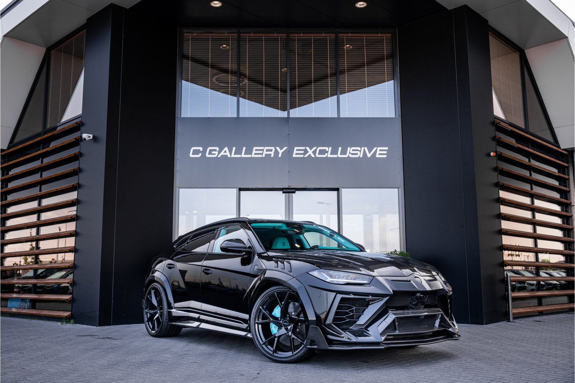 Lamborghini Urus Mansory 4.0 V8 - Panorama | Sterrenhemel |, Auto's, Automaat, Urus, Gebruikt, 8 cilinders
