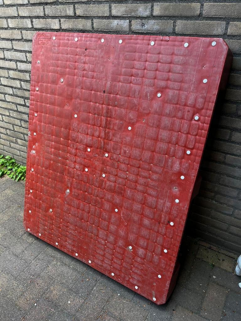 Stevige kunststof pallets, Doe-het-zelf en Verbouw, Overige Doe-het-zelf en Verbouw, Gebruikt, Ophalen