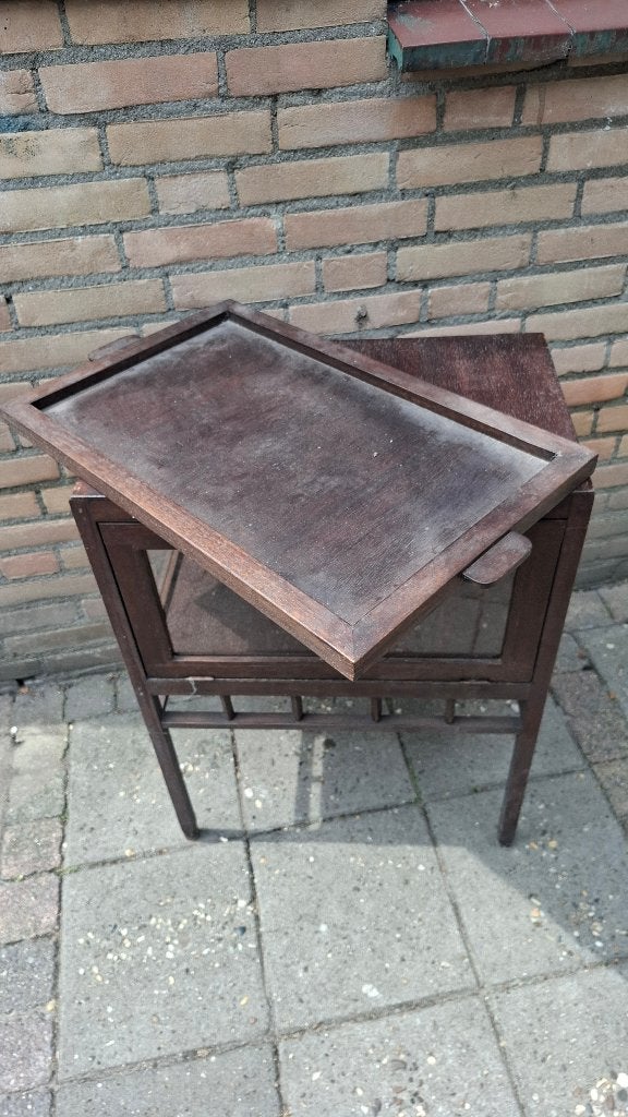 antieke theekastje, Ophalen