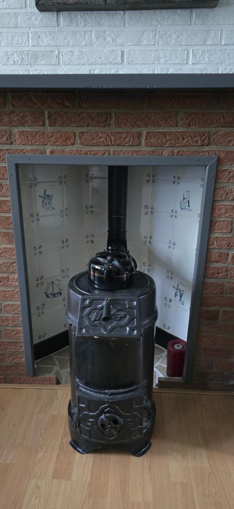 Antieke potkachel - Decoratieve Kachel, Ophalen, Gebruikt, Houtkachel, Vrijstaand