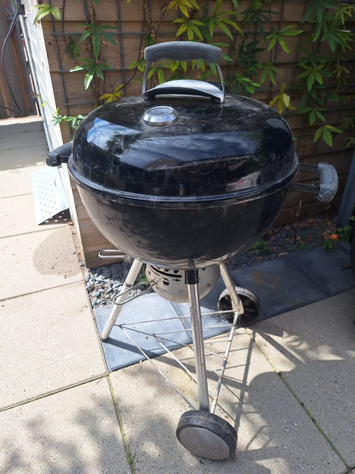 MOET WEG Weber Master-Touch GBS houtskoolbarbecue, Ophalen, Gebruikt, Weber