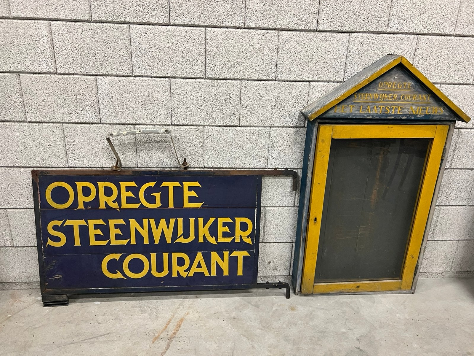 UNIEK Oud Historisch BORD + KAST Opregte Steenwijker Courant, Ophalen, Gebruikt, Lichtbak of (neon) lamp