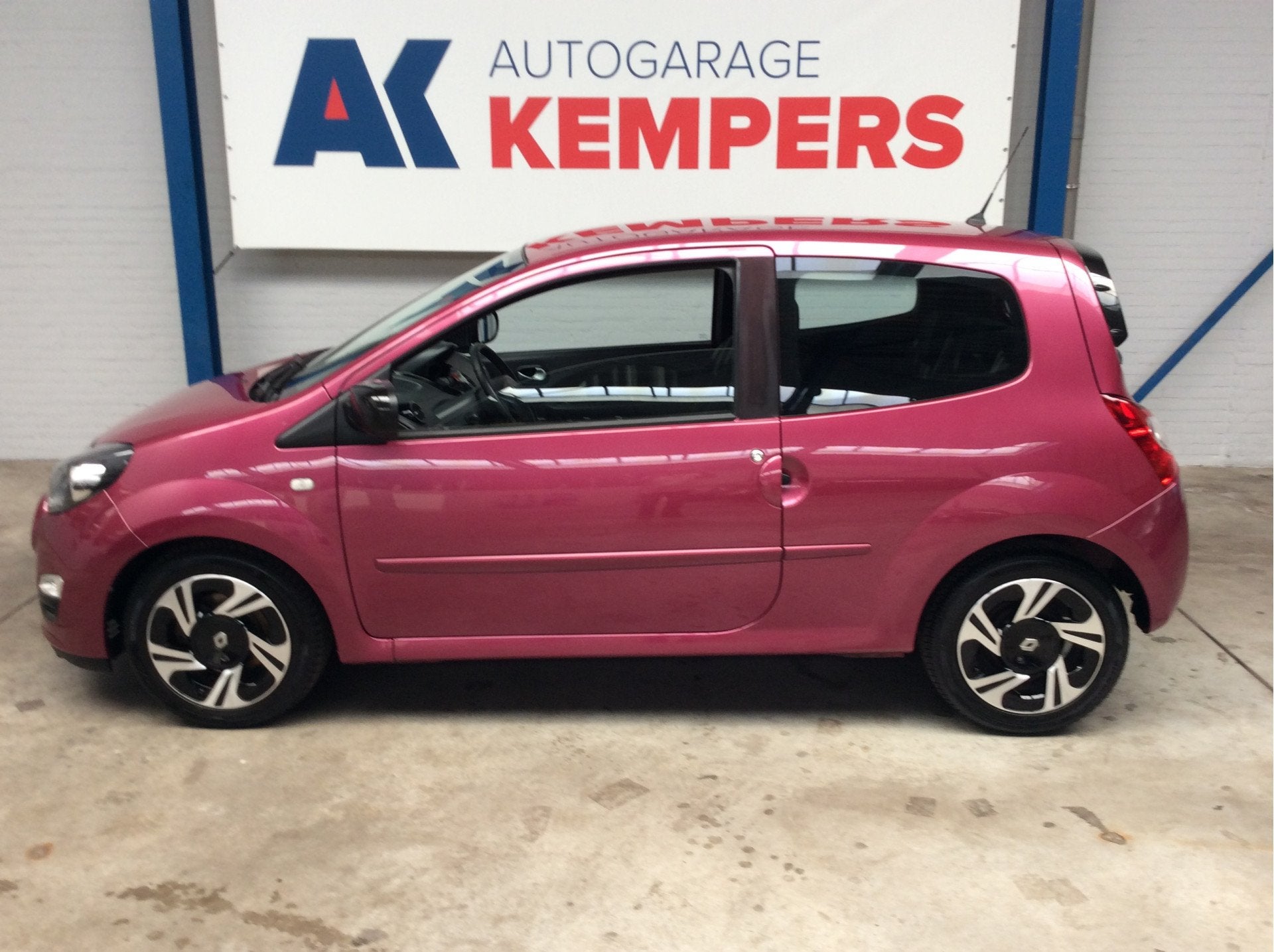 Renault Twingo 1.2 16V Parisienne (bj 2014), Auto's, Twingo, Gebruikt, 4 stoelen, Elektrische ramen