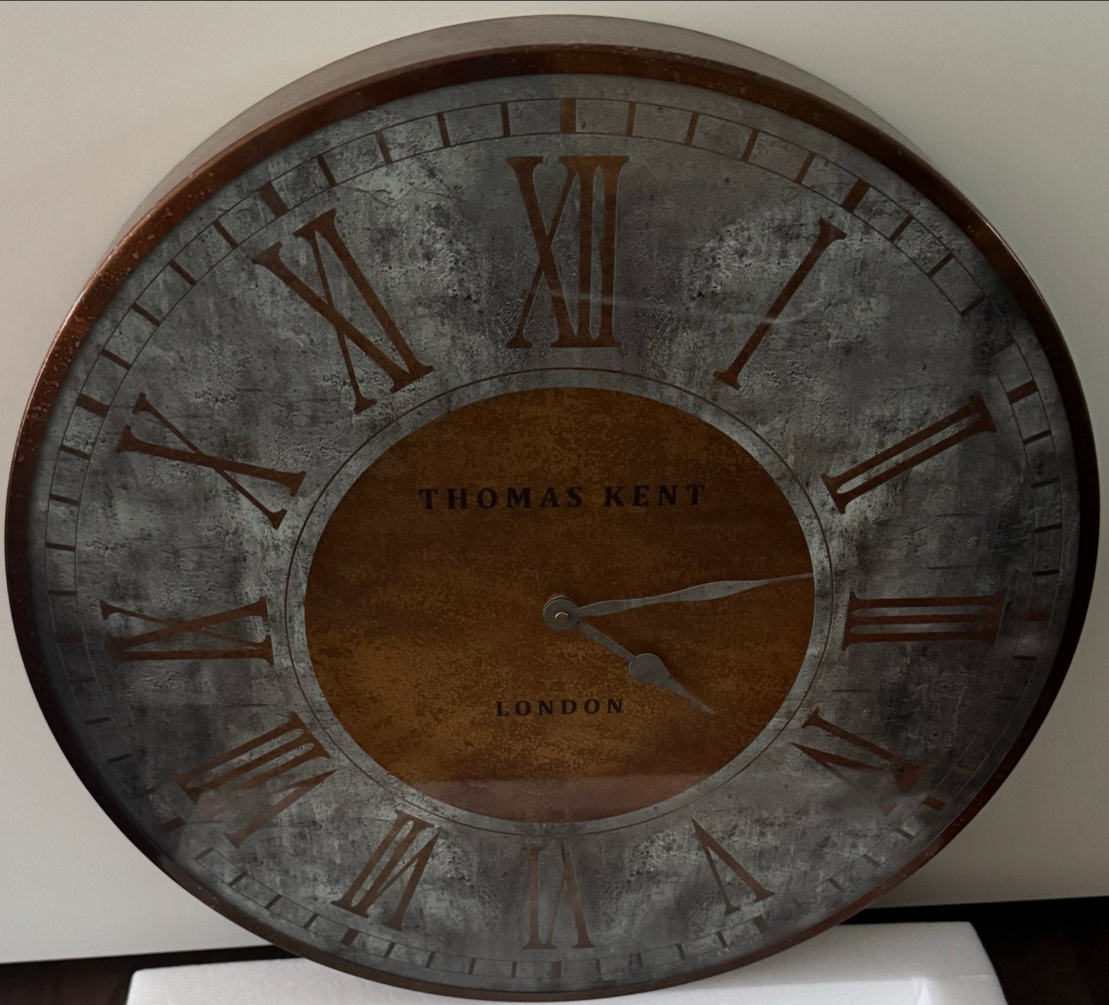 Thomas Kent London Wandklok - Industrieel Design, Huis en Inrichting, Woonaccessoires | Klokken, Ophalen, Analoog, Zo goed als nieuw