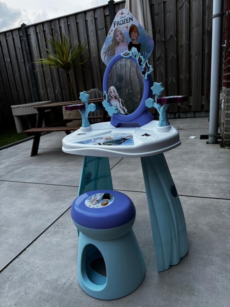 Smoby frozen 2 in 1 speelgoedkaptafel, Ophalen of Verzenden, Zo goed als nieuw, Meisje