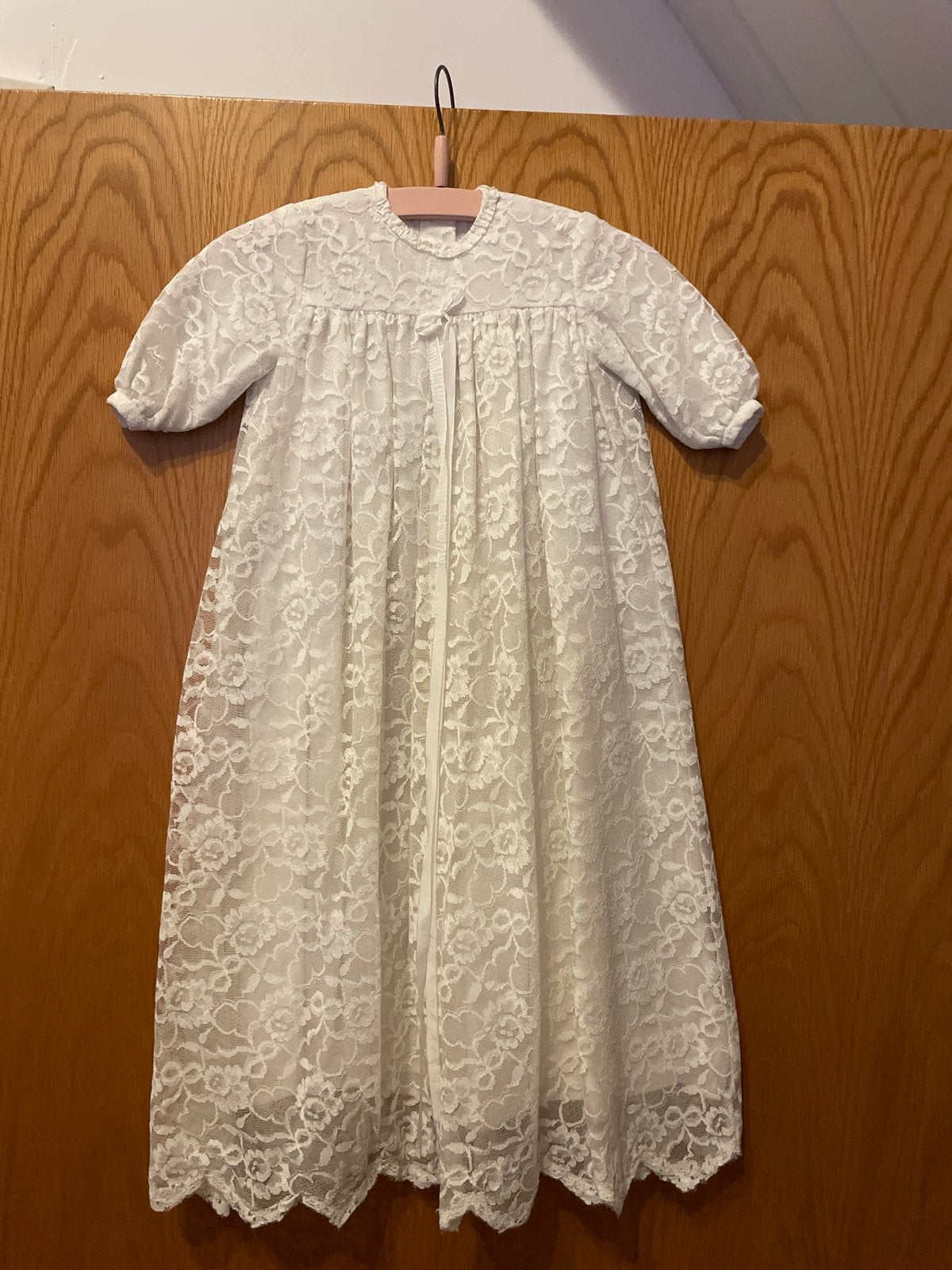 Antieke beige doopjurk met kant, Ophalen of Verzenden, Kinderen