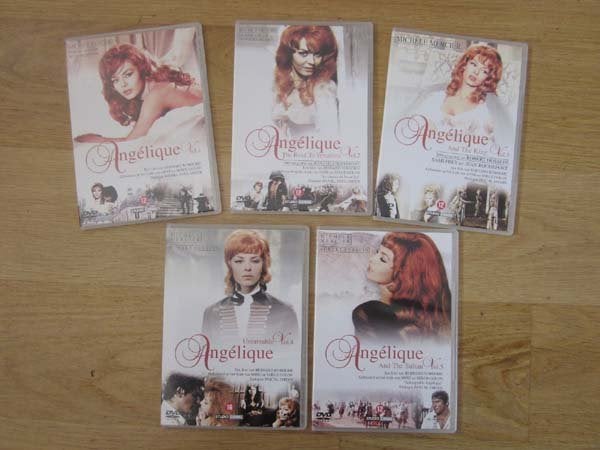 Angelique De Complete Collectie ( 5 DVD Box ), Alle leeftijden, Ophalen of Verzenden, Zo goed als nieuw, 1940 tot 1960