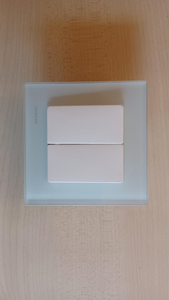 Luxe Siemens schakelaar - wit., Ophalen of Verzenden