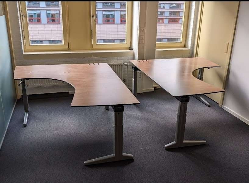 85x Ahrend Essa hoekbureau werkplek hoogte instelbaar, In hoogte verstelbaar, 140 cm, 180 cm, Ophalen of Verzenden