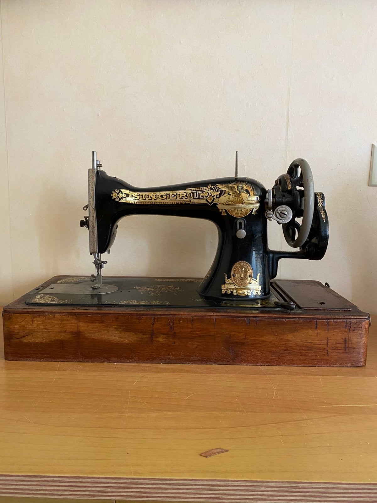 Singer handnaaimachine, Ophalen