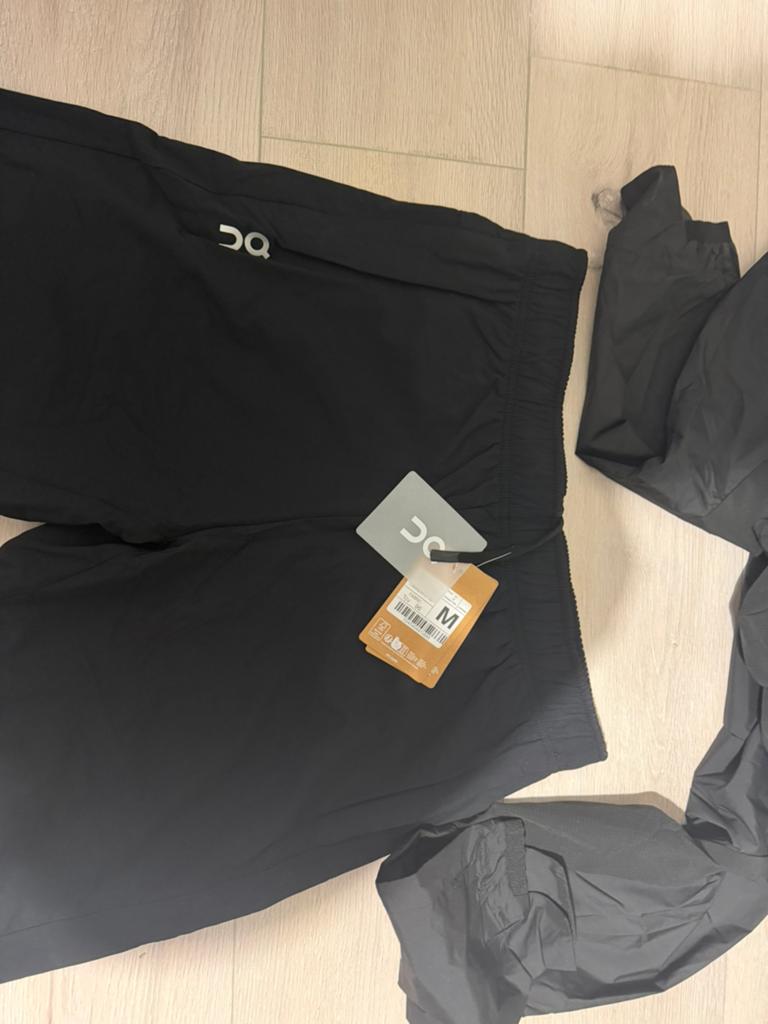 On cloud trainingspak, Kleding | Heren, Sportkleding, Ophalen of Verzenden, Nieuw, Algemeen
