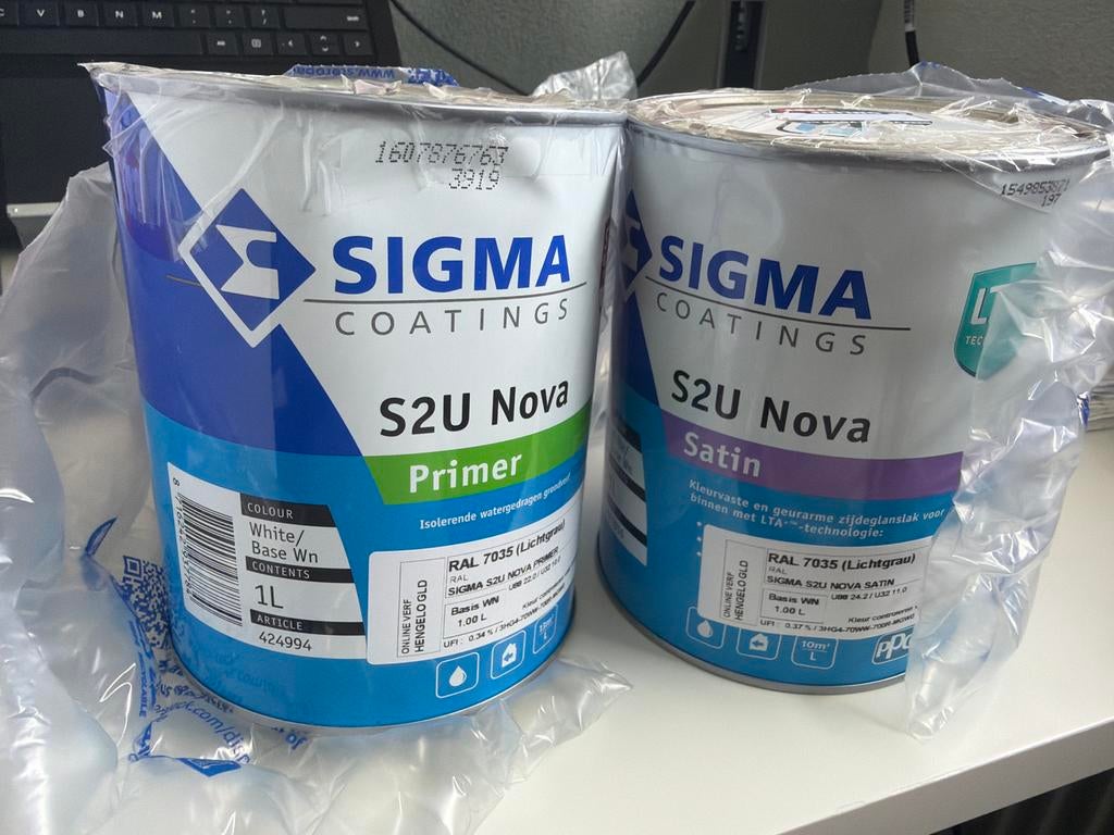 Sigma S2U Nova Primer & Satin Verf (1L per stuk), Doe-het-zelf en Verbouw, Verf, Beits en Lak, Zo goed als nieuw, Verf, Minder dan 5 liter