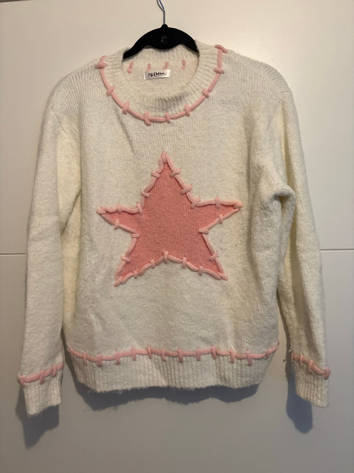 Witte trui met roze details, Ophalen of Verzenden, Zo goed als nieuw, Maat 38/40 (M), Wit