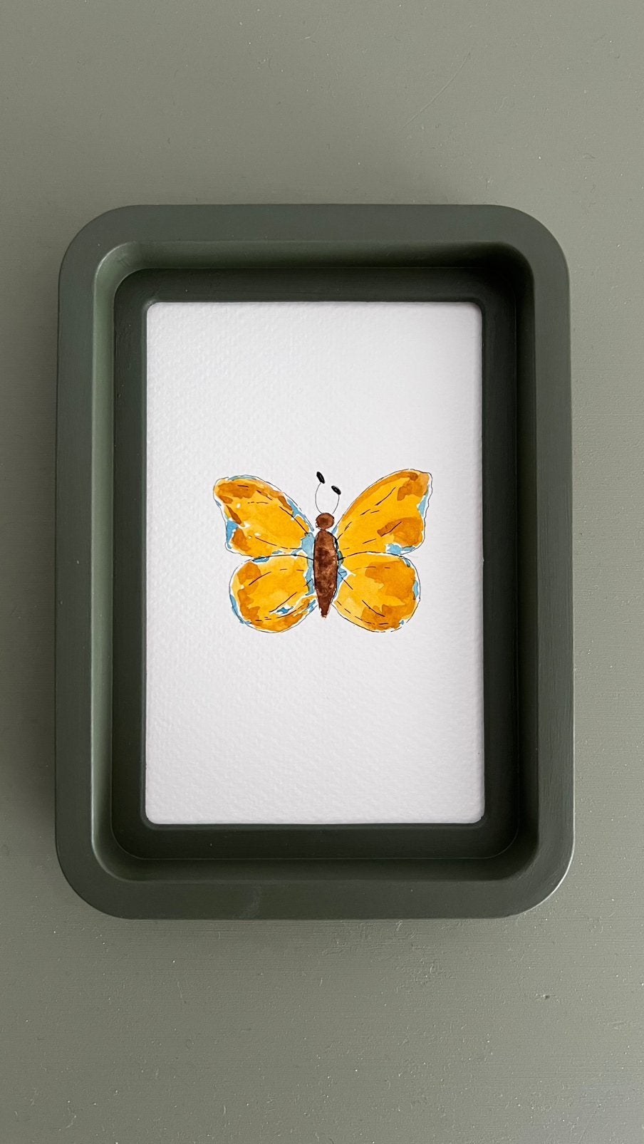 Handgeschilderde vlinders in groene lijst | aquarel | #1, Antiek en Kunst, Aquarel, Papier/karton, Ophalen of Verzenden, Dieren