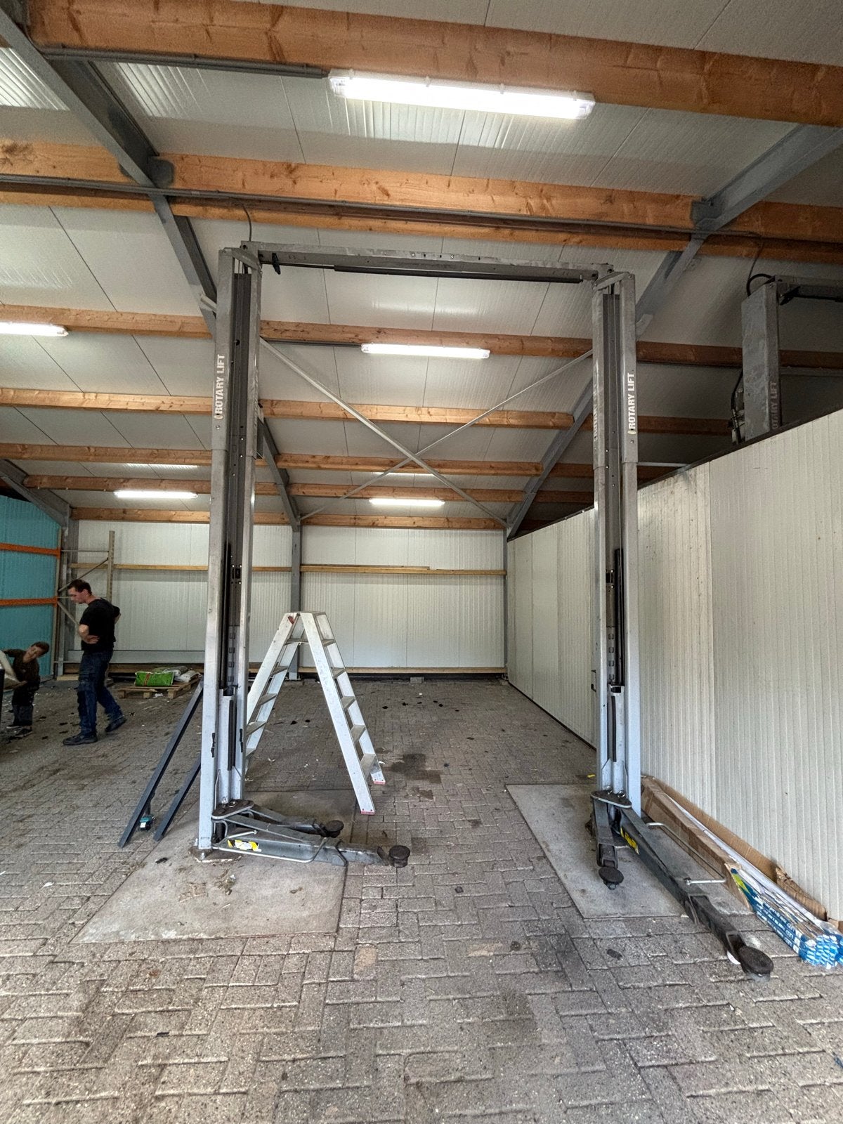Rotary 2-koloms hefbrug 3000kg, Auto diversen, Ophalen, Gebruikt