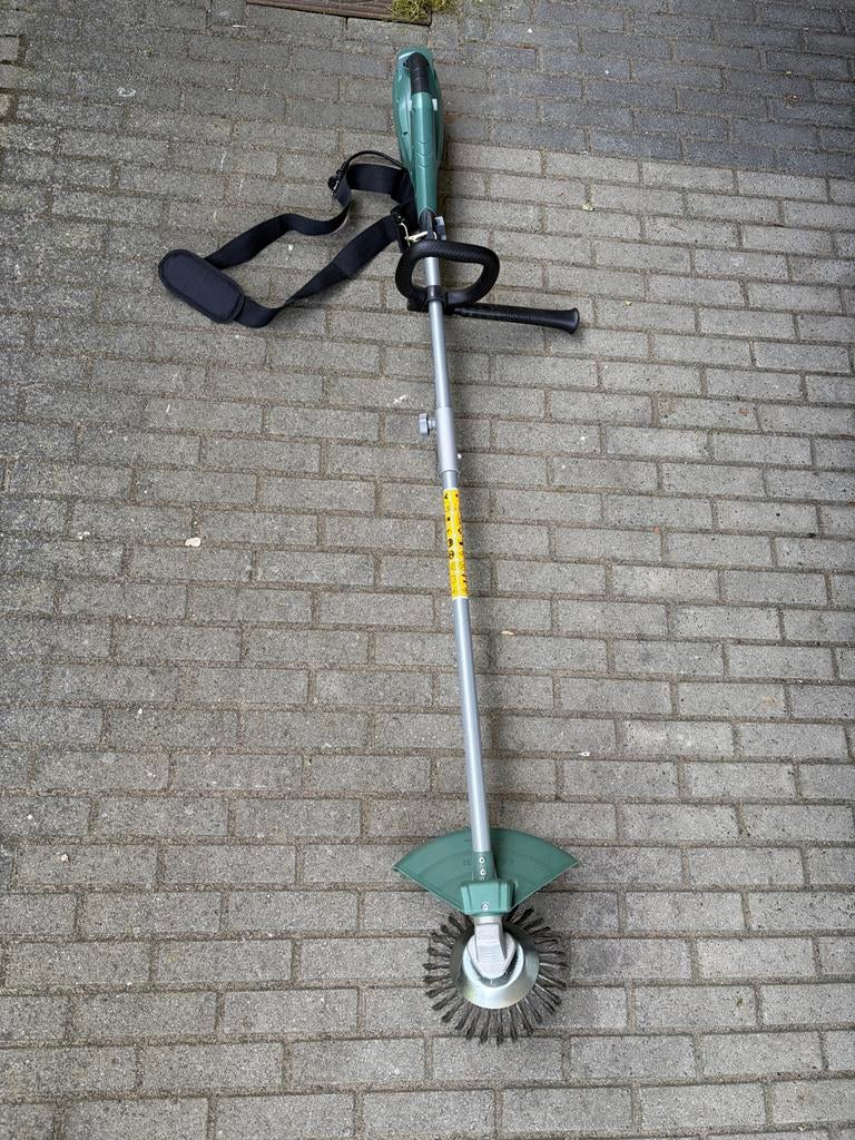 Bosch onkruid verwijderaar/Grastrimmer diverse opzetstukken, Tuin en Terras, Bosmaaiers, Ophalen, Zo goed als nieuw