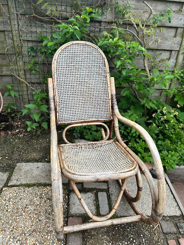 Rotan schommelstoel (antiek), Tuin en Terras, Ophalen, Gebruikt, Rotan