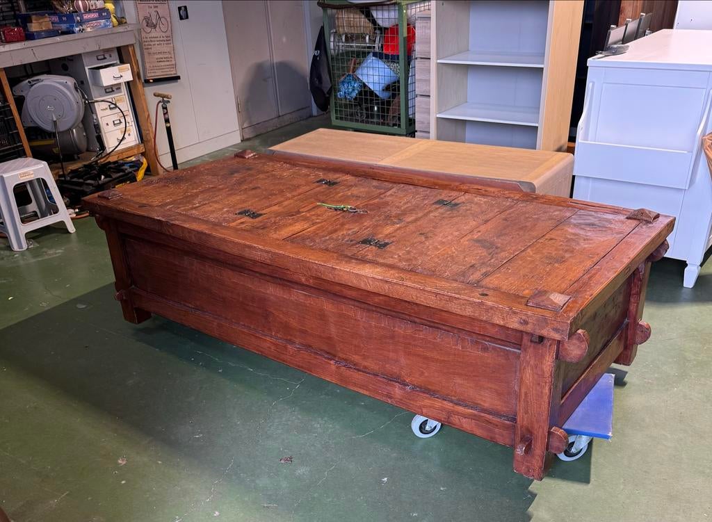 Antieke houten kist/salontafel met opbergruimte, Antiek en Kunst, Ophalen