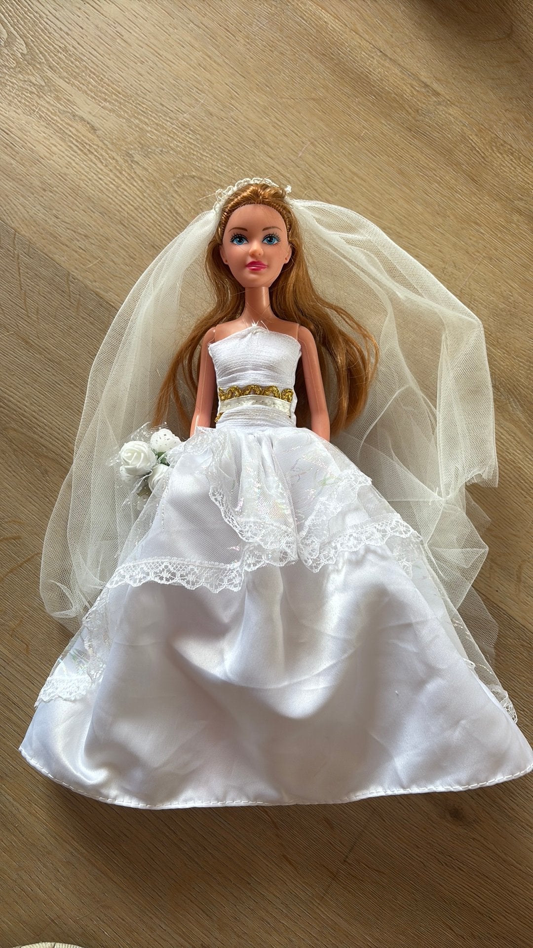 Barbie bruid trouwjurk, Ophalen of Verzenden, Zo goed als nieuw, Pop
