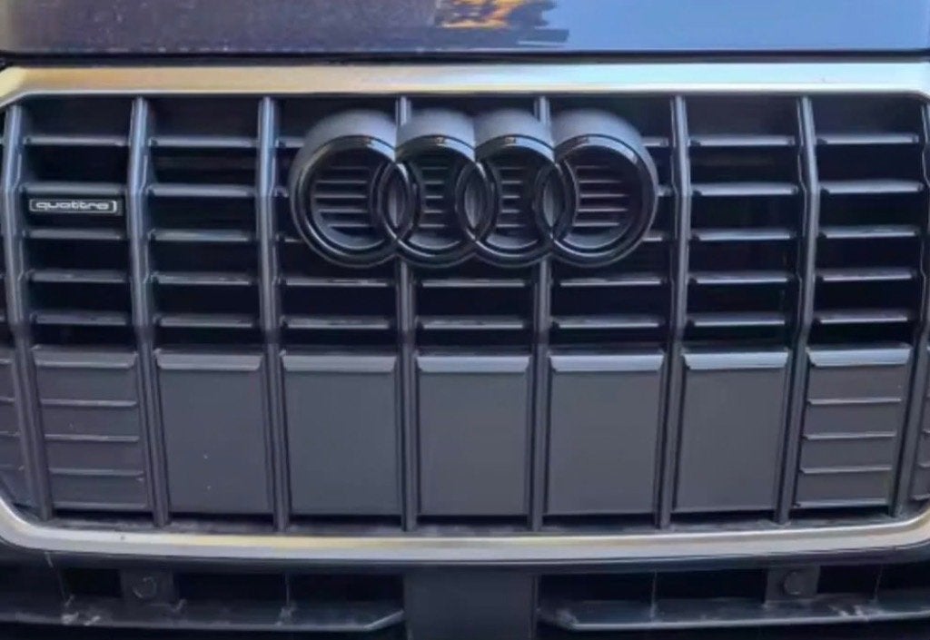 Audi embleem glans zwart grill logo achterklep embleem audi, Ophalen of Verzenden, Nieuw, Audi