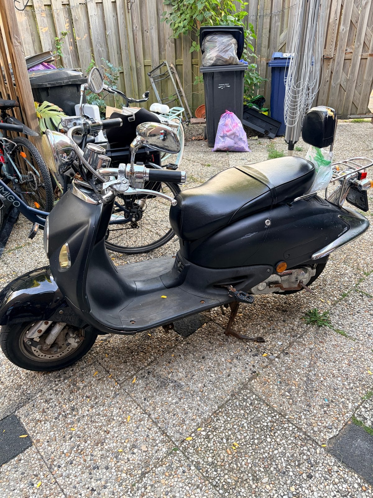 Zwarte La Souris scooter - Gebruikt, 16050 km, Ophalen, Gebruikt, Benzine, Overige merken