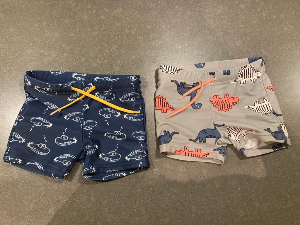 Twee zwembroekjes Hema 74/80, Ophalen of Verzenden, Zo goed als nieuw, Jongen, Zwembroek