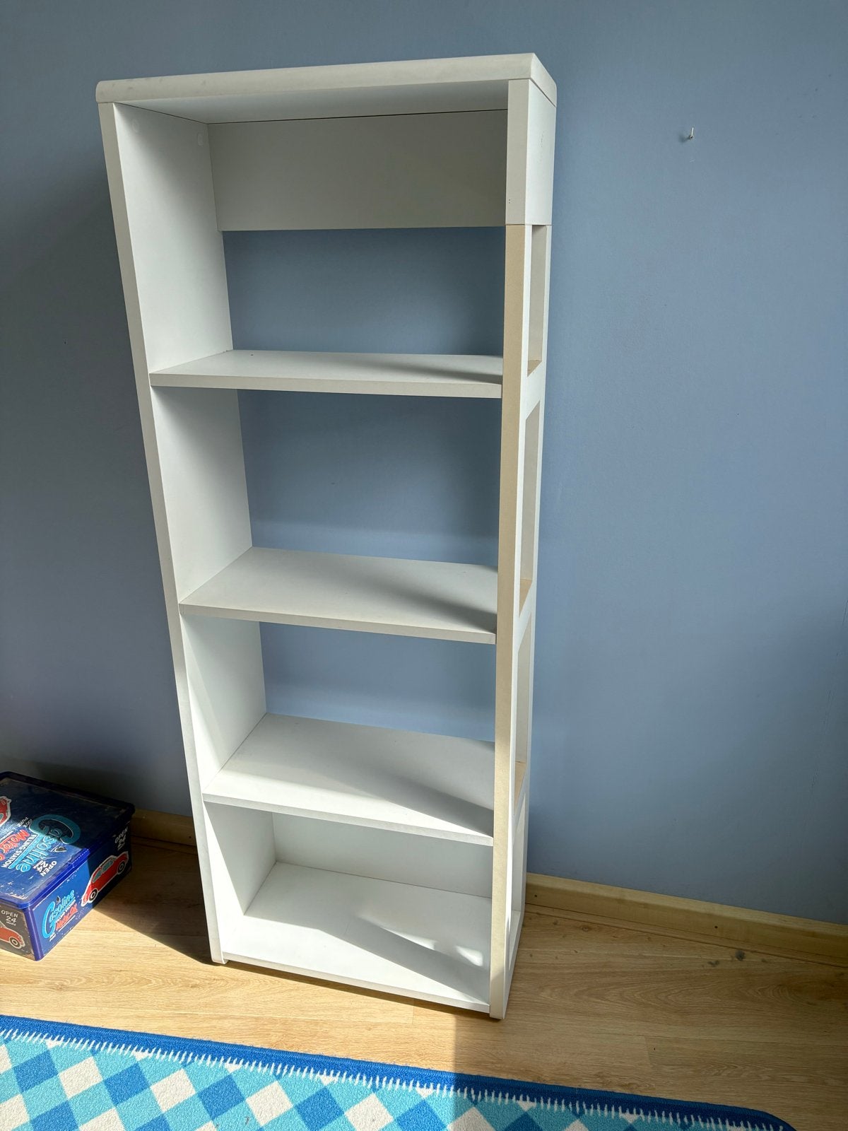 Witte Boekenkast met Open Vakken - Lichte Verkleuring, Ophalen, Minder dan 50 cm, Gebruikt, Minder dan 25 cm