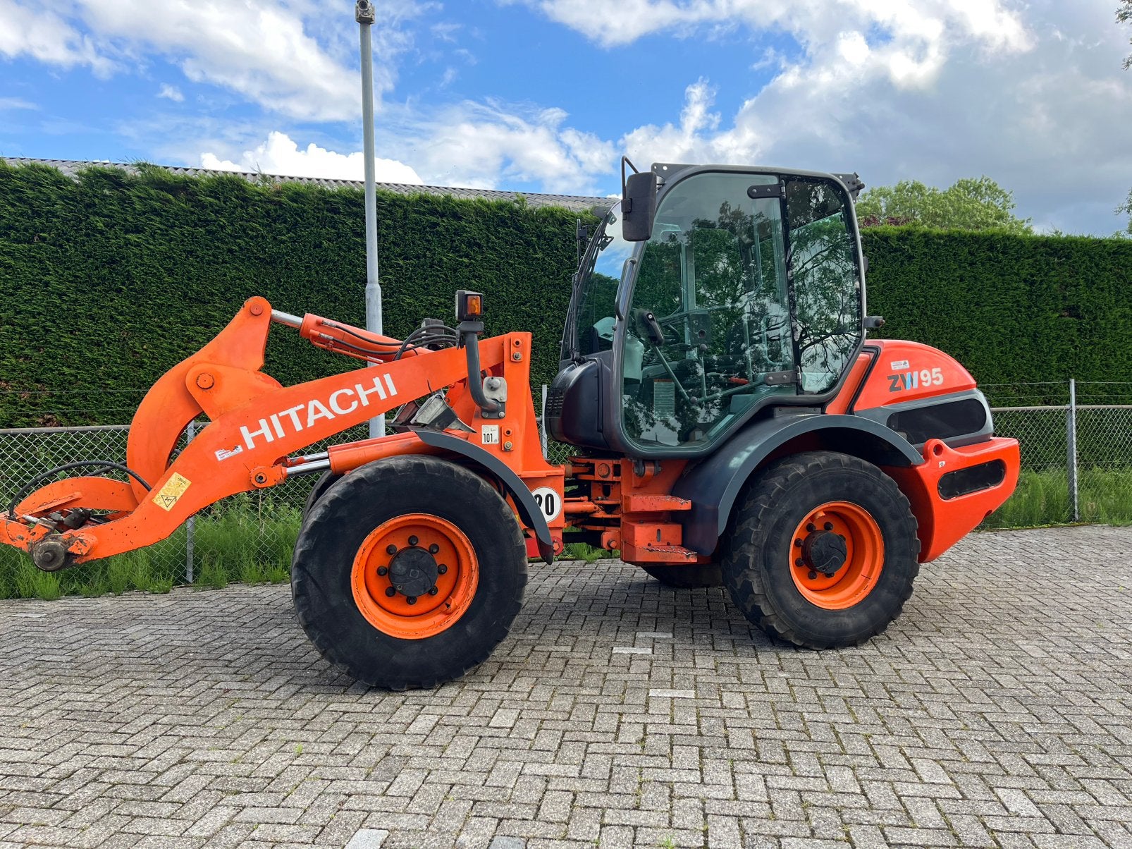 Hitachi ZW95 shovel wiellader 2010 met kenteken, Ophalen, Overige typen