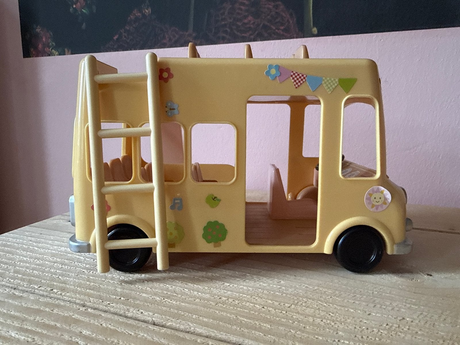 Nursery Bus Speelgoedbus met glijbaan, Kinderen en Baby's, Ophalen of Verzenden, Gebruikt