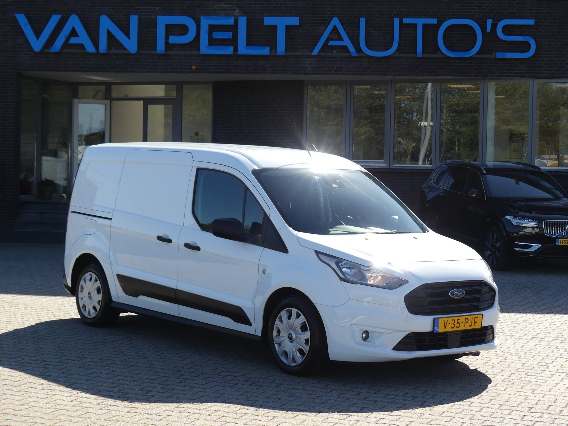 Ford TRANSIT CONNECT 1.5 EcoBlue 100PK L2 Trend / Carplay, Voorwielaandrijving, Stof, Gebruikt, 4 cilinders
