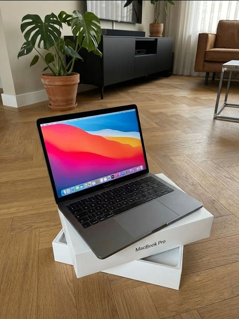 Apple MacBook Pro 13 (2017) i5, 8GB RAM SSD - 335 laadcycli, Computers en Software, Apple Macbooks, Zo goed als nieuw, MacBook Pro