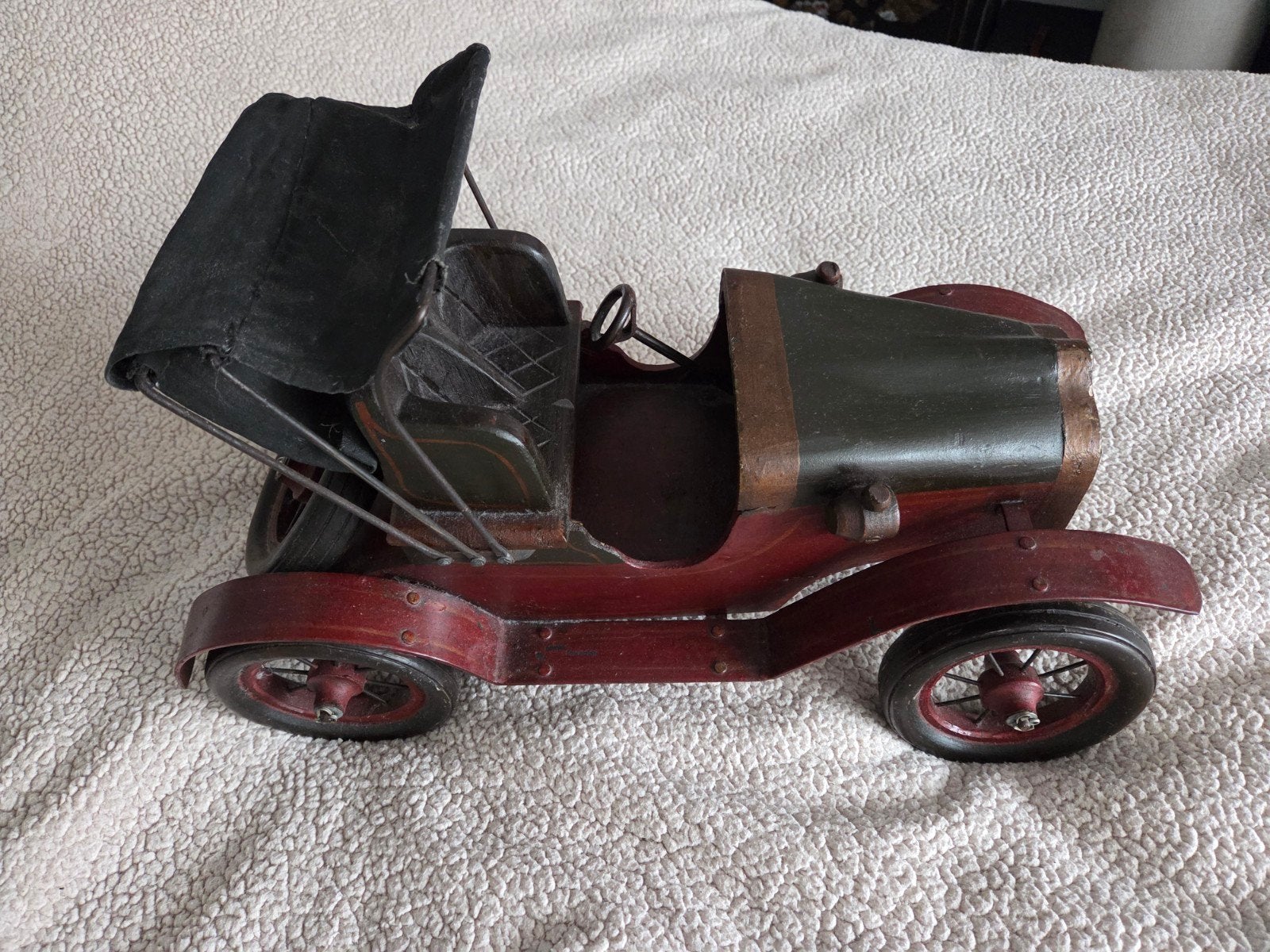 Houten auto. Lengte 50 cm. Hoog 30 cm., Ophalen, Gebruikt, Auto, Overige merken