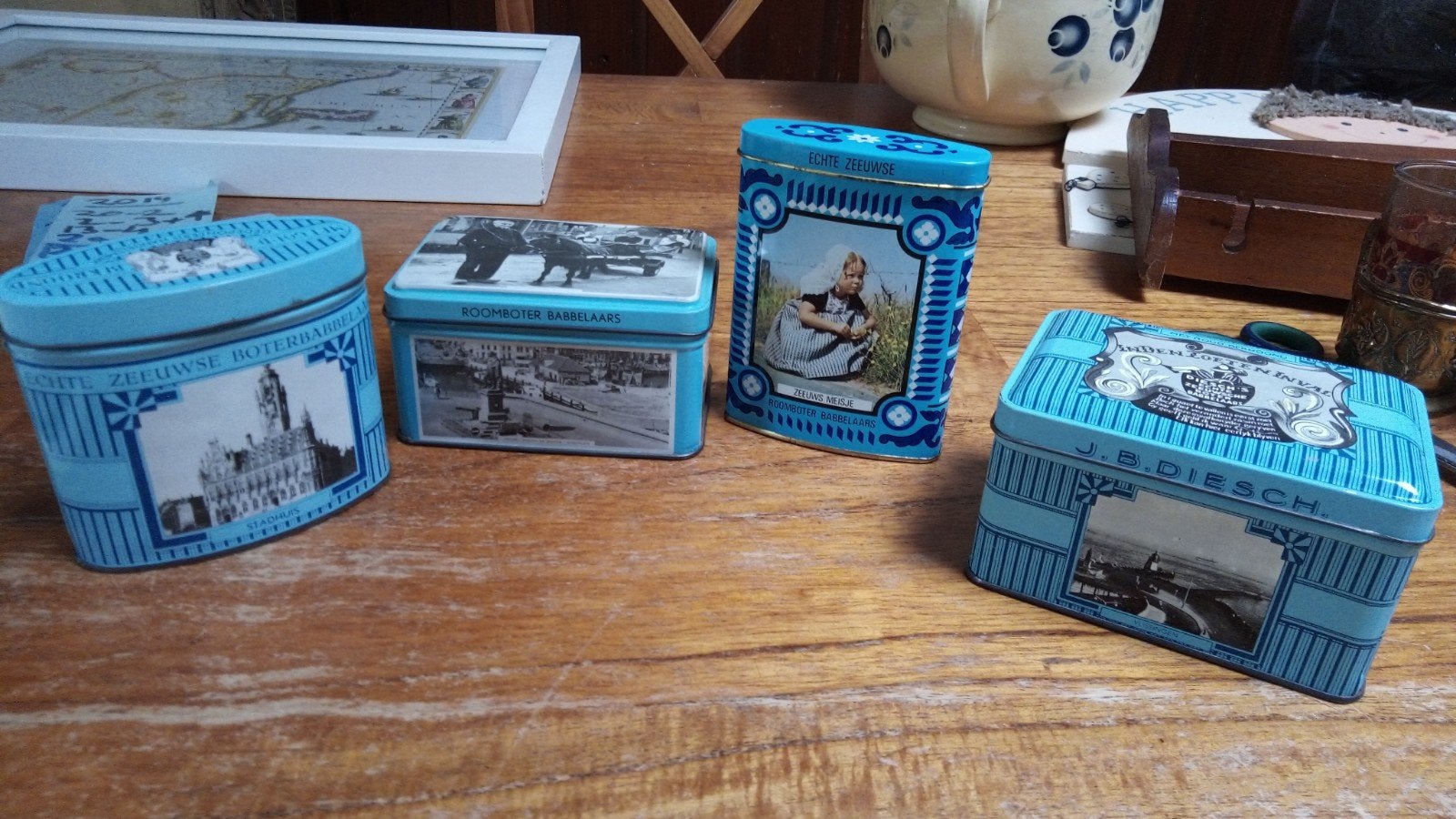 Set van 4 vintage blikken, diverse afbeeldingen, Verzamelen, Ophalen of Verzenden