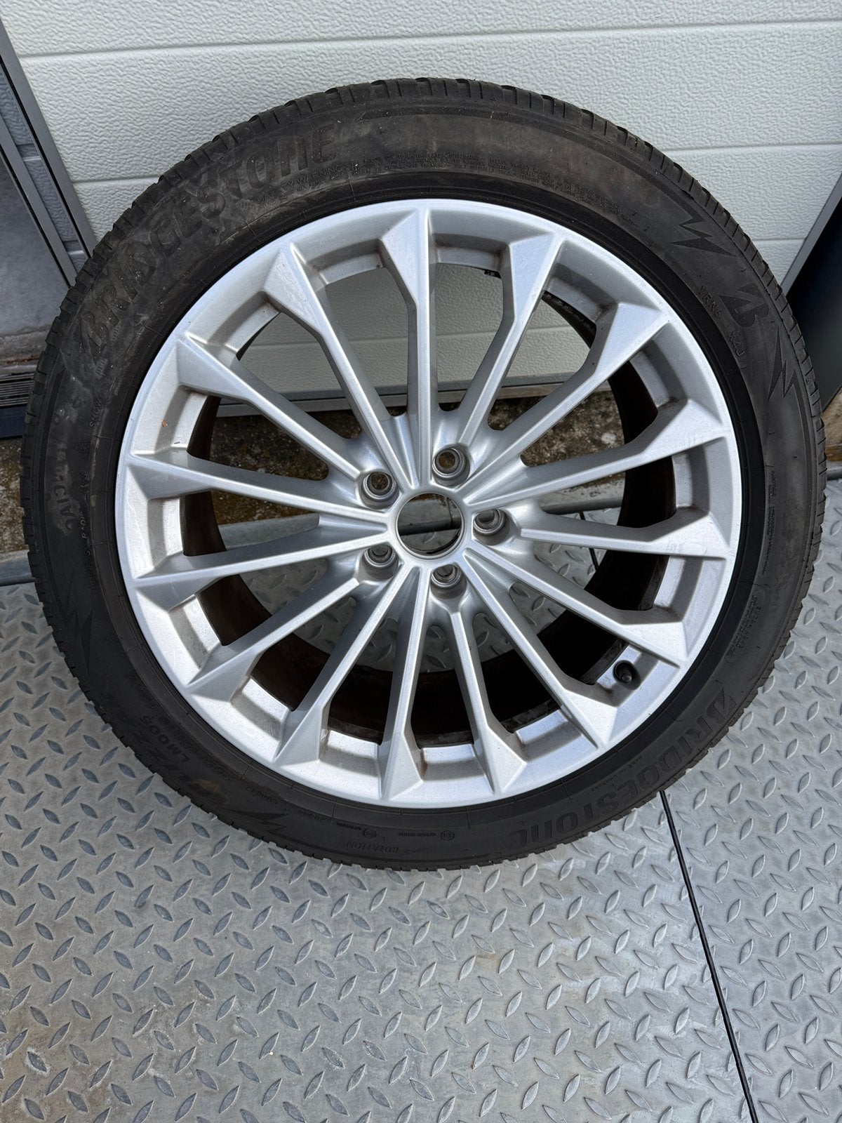 Audi 19 inch velgen met winterbanden, Auto-onderdelen, 255 mm, Banden en Velgen, Winterbanden, Ophalen