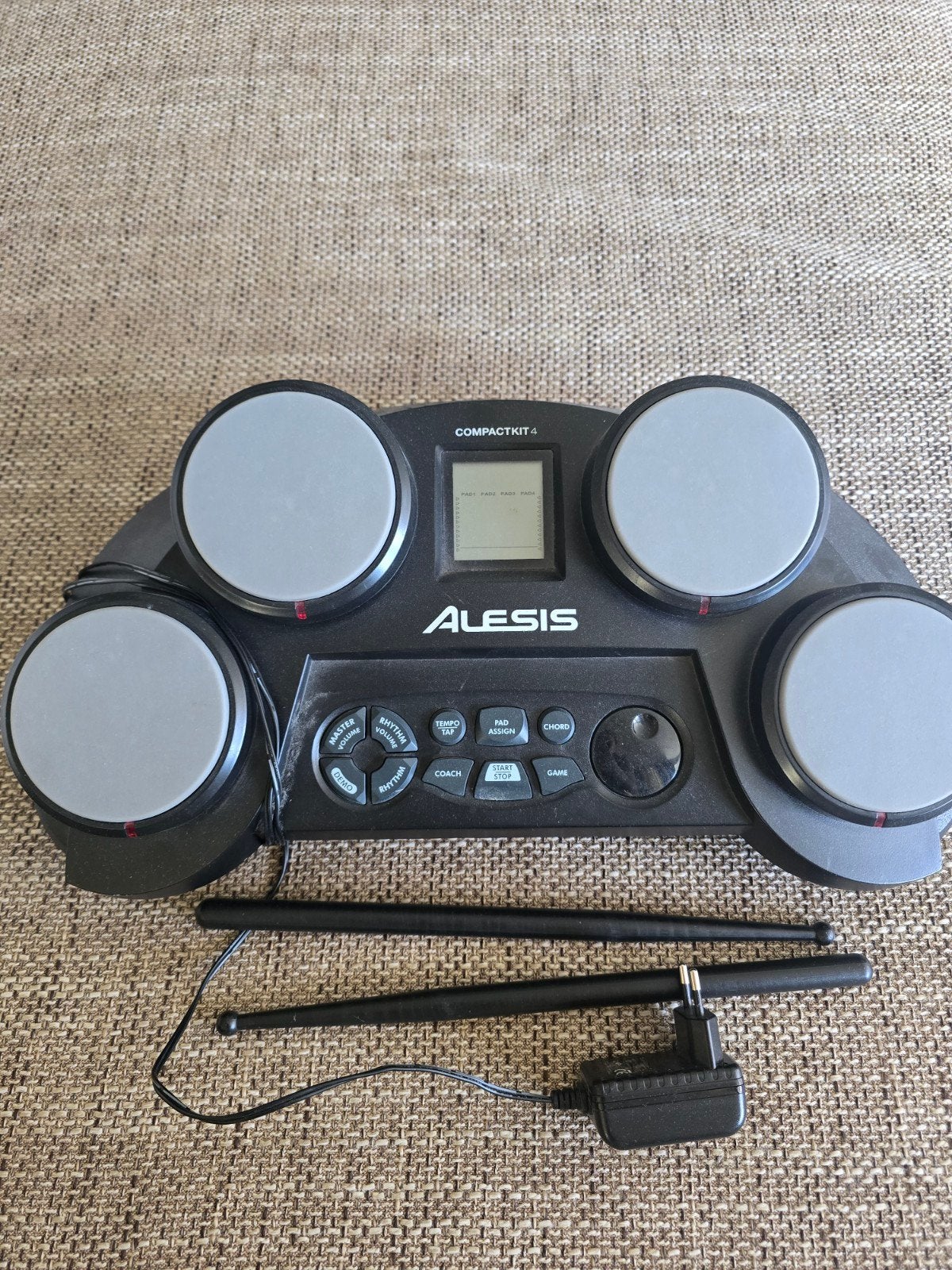 Alesis CompactKit 4 - Draagbaar Elektronisch Drumstel, Ophalen, Zo goed als nieuw, Overige merken, Elektronisch