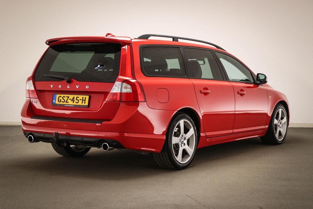 Volvo V70 R-design 2.5T R-Design | TREKHAAK | ACHTERBANKVERW, Auto's, Voorwielaandrijving, Gebruikt, Huisgarantie, Met garantie (alle)