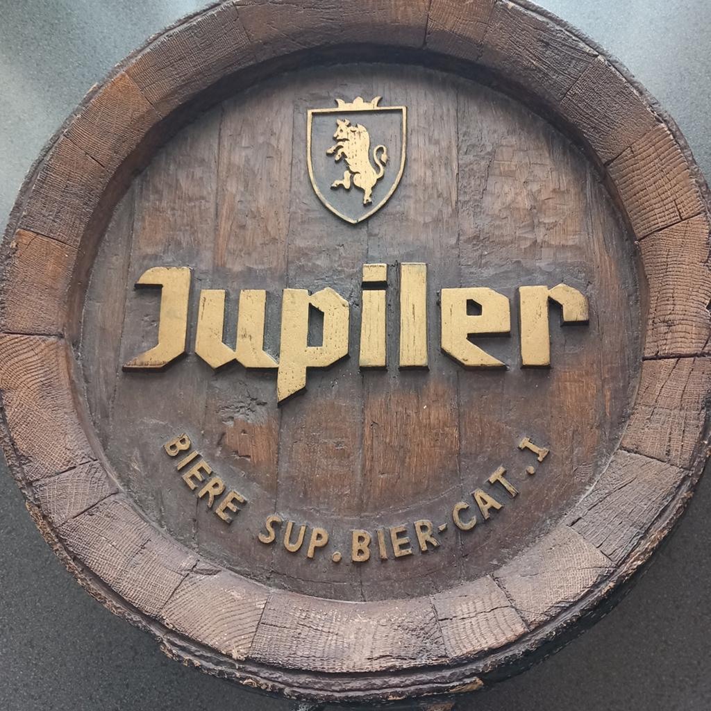 Jupiler wandbord  38 cm breed, Ophalen of Verzenden, Zo goed als nieuw, Reclamebord, Plaat of Schild, Jupiler