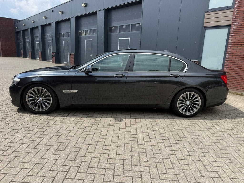 BMW 7-serie 750Li High Executive 2011/BOMVOL/MASSAGE/HEAD UP, Automaat, Euro 5, Achterwielaandrijving, Gebruikt