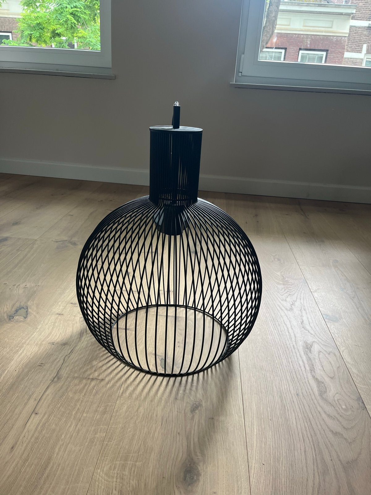 Zwarte draadlamp - Modern en stijlvol, Ophalen, Zo goed als nieuw, Metaal, Minder dan 50 cm