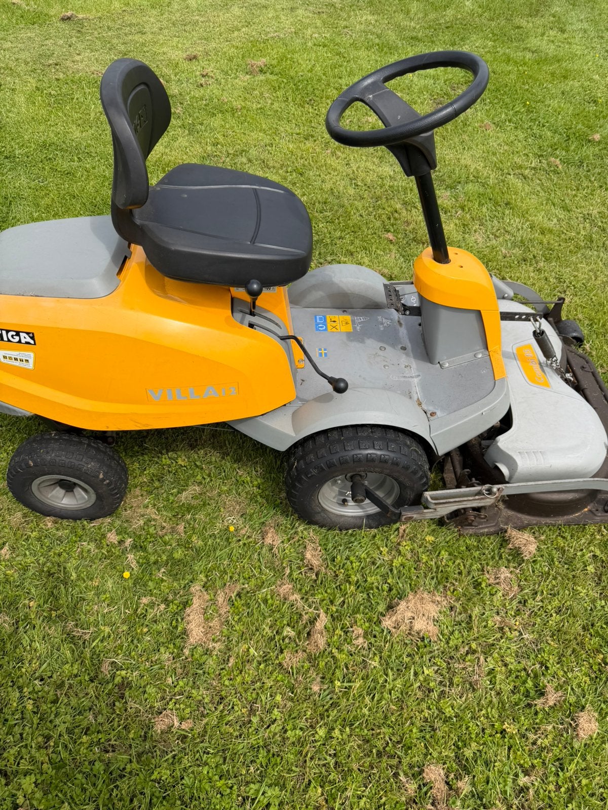 650, Tuin en Terras, Zitmaaiers, Ophalen of Verzenden, Zo goed als nieuw