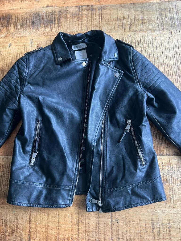 H&M Zwart Imitatie Leren Bikerjack Maat 140, Ophalen of Verzenden, Zo goed als nieuw, Meisje, Jas