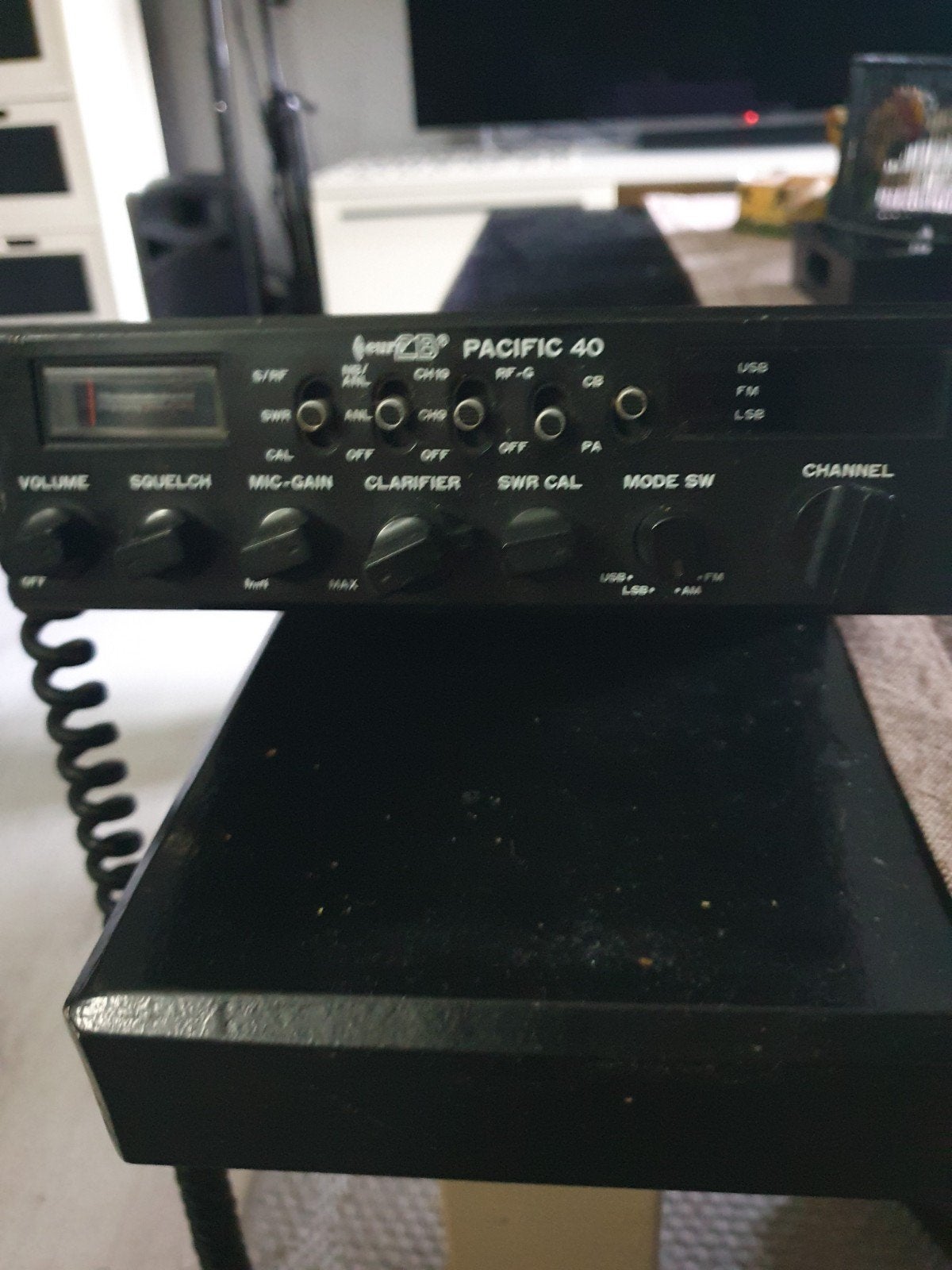 te koop  27mc  pacific 40.  usb lsb am fm, Ophalen, Zo goed als nieuw, Overige merken