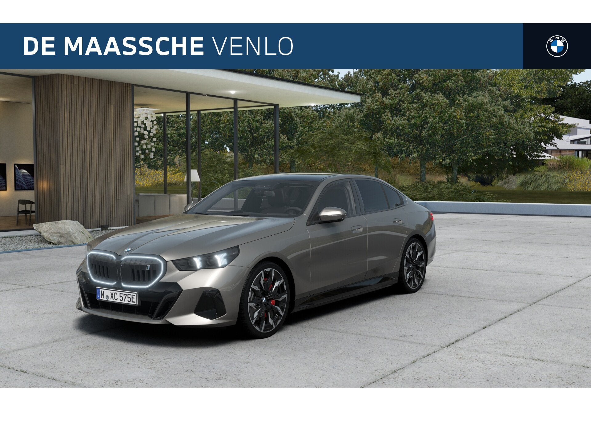 BMW i5 eDrive40 M Sport / Panoramadak / Comfortstoelen / Par