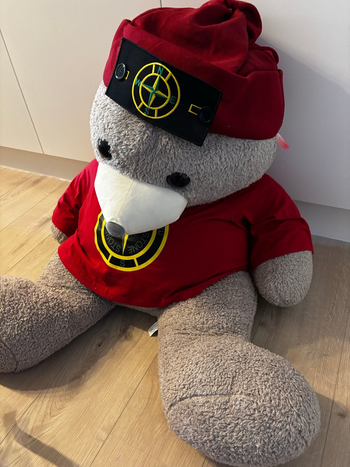 Grote Stone Island Beer Knuffel - Uniek en Zeldzaam, Overige merken, Overige karakters, Beer, Nieuw