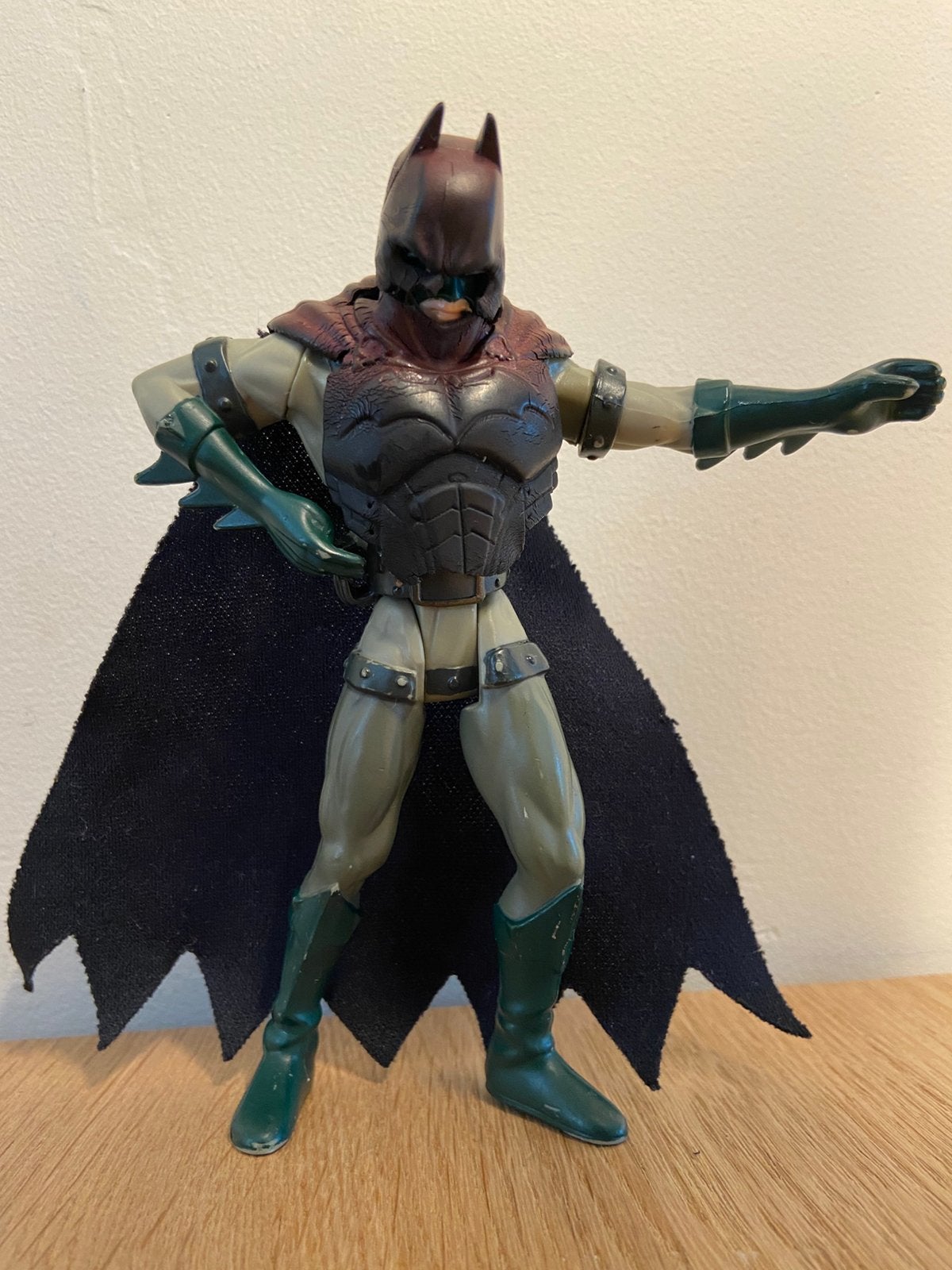 Vintage Batman Kenner 1995 – actiefiguur met cape, Verzamelen, Ophalen of Verzenden, Gebruikt