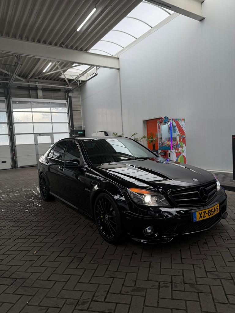 Mercedes-Benz C63 AMG black 457pk 2009 V8 6.2L kuipstoelen, Automaat, 457 pk, Zwart, Startonderbreker
