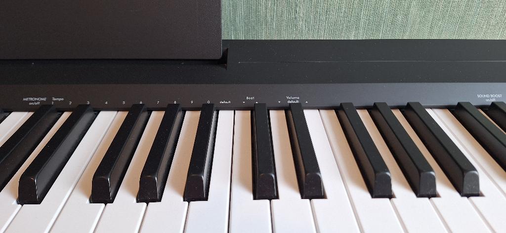 Yamaha p145 digitale piano, Ophalen, 88 toetsen, Yamaha, Met standaard