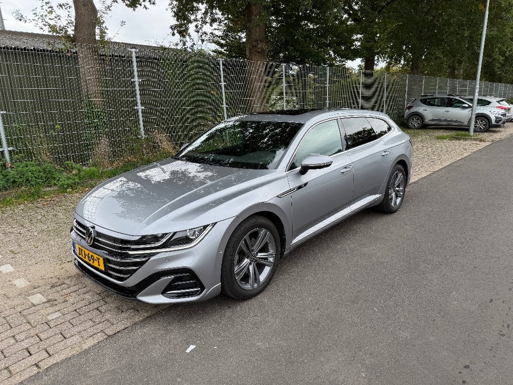 Volkswagen Arteon 1.4 Ehybrid 218pk 6-DSG 2022 Grijs, Auto's, Dealer onderhouden, Arteon, Zwart, Leder en Stof