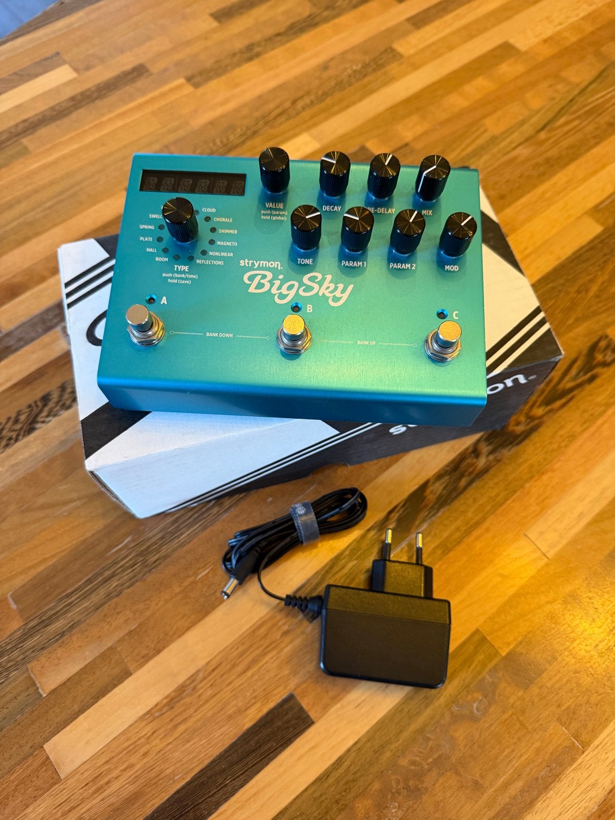 Strymon Big Sky Reverb Pedaal - Zo goed als nieuw